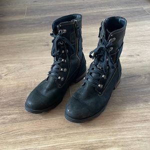 Sorel Women's EMELIE CONQUEST Black Boots